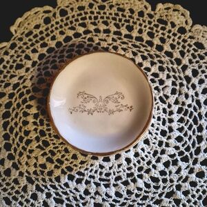 Elegant White Decorative Butter Pats with Gold Trim